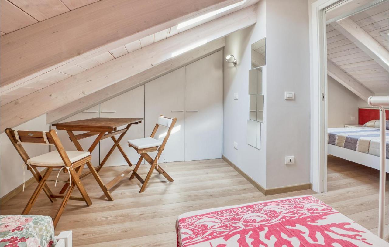 Gorgeous Home In Magliolo-Finale Ligure Экстерьер фото